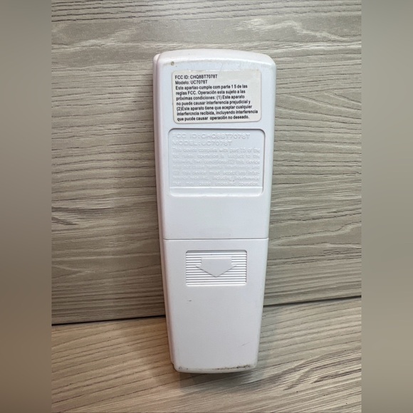 Universal White Remote Control - Electronics Accessory - Picture 2 of 2